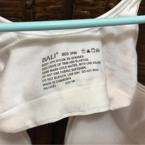 Bali Bra, Underwire, 38DD - Picture 3 of 5